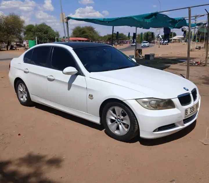 BMW E90 323i product image