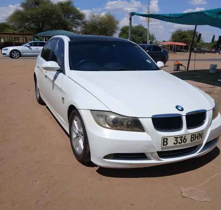 BMW E90 323i product image